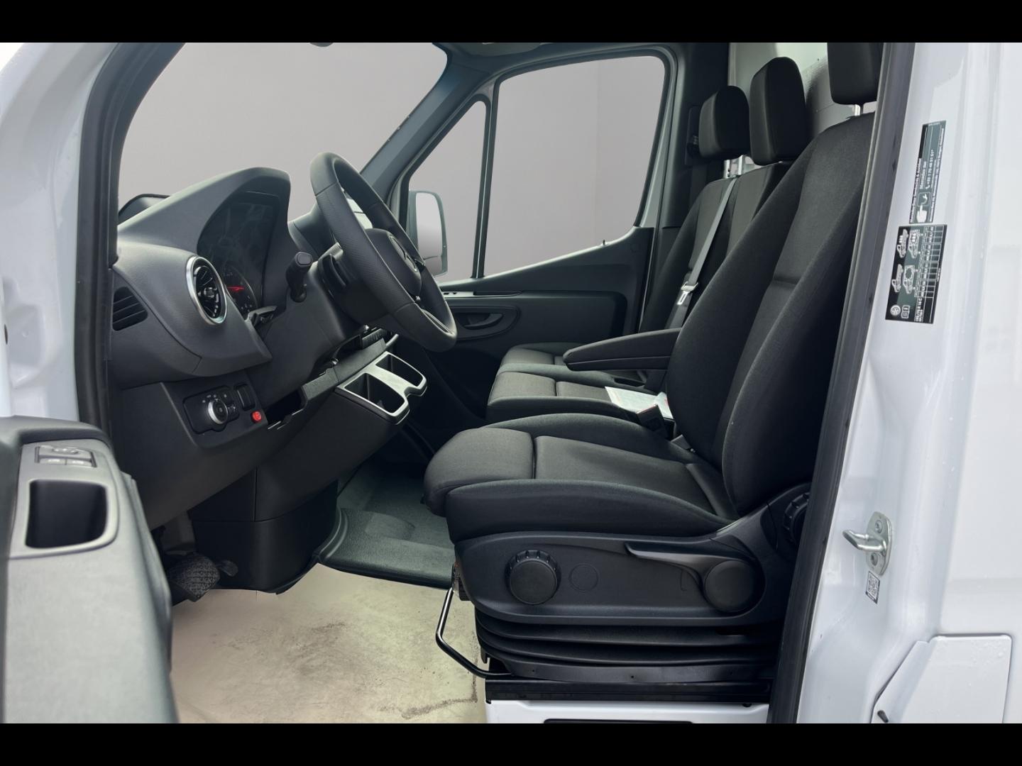 Image MERCEDES-BENZ Sprinter CCb 515 CDI 43 3T5 Pro 9G-Tronic