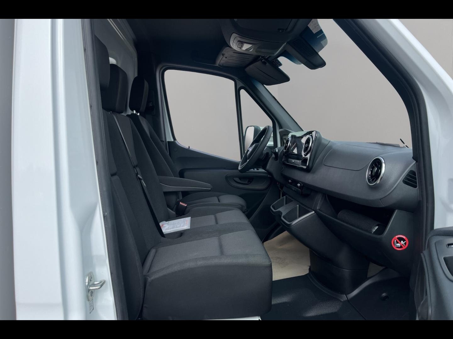 Image MERCEDES-BENZ Sprinter CCb 515 CDI 43 3T5 Pro 9G-Tronic