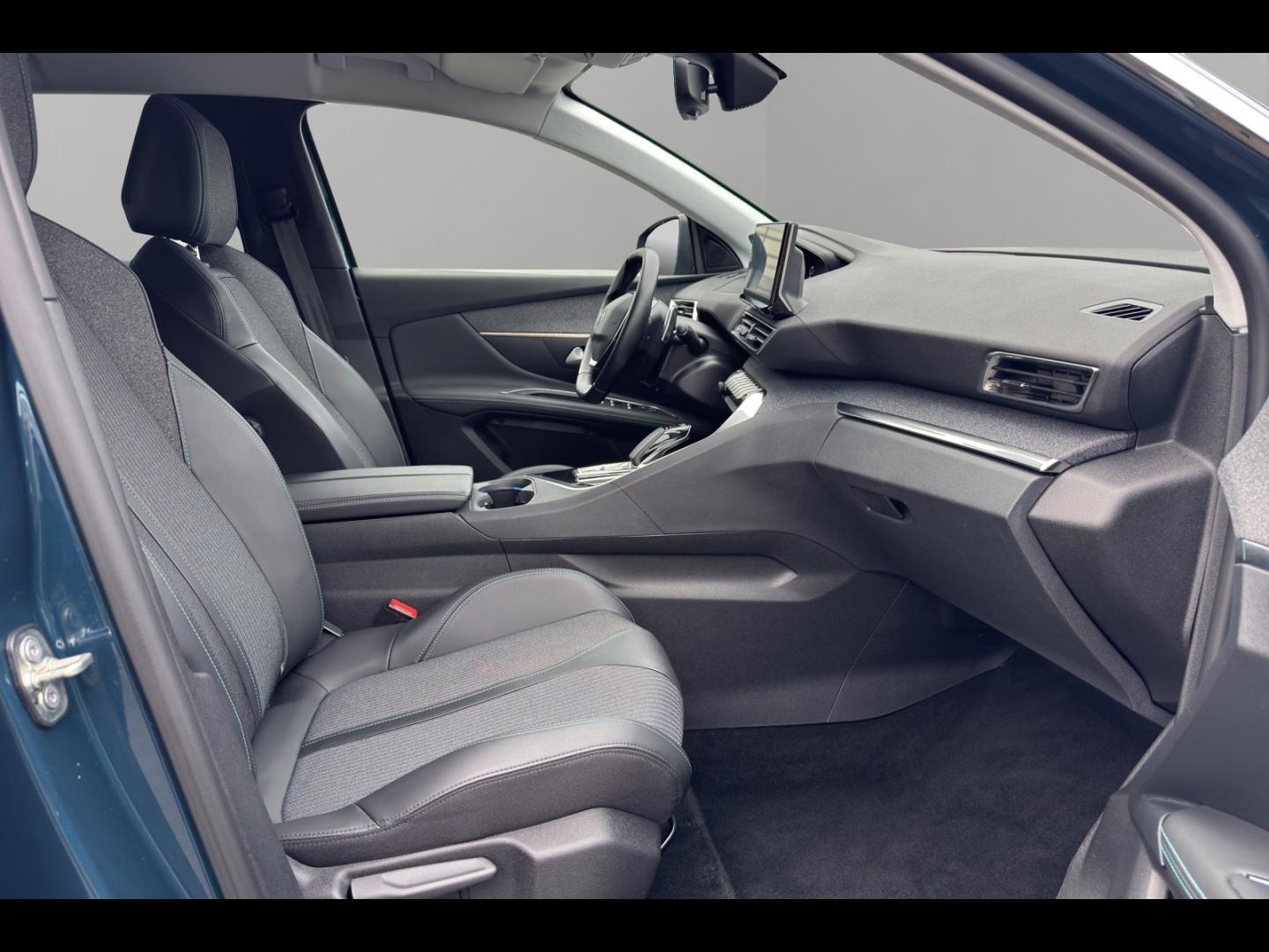 Image PEUGEOT 3008 HYBRID 225ch Allure Pack e-EAT8