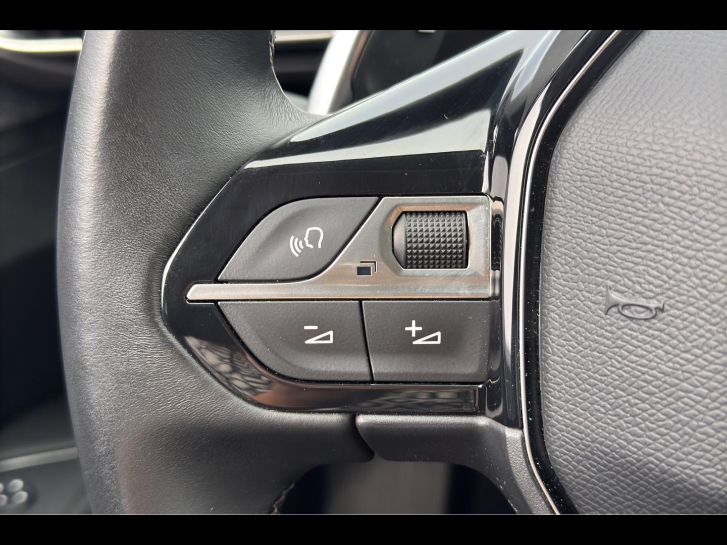 Image PEUGEOT 3008 HYBRID 225ch Allure Pack e-EAT8