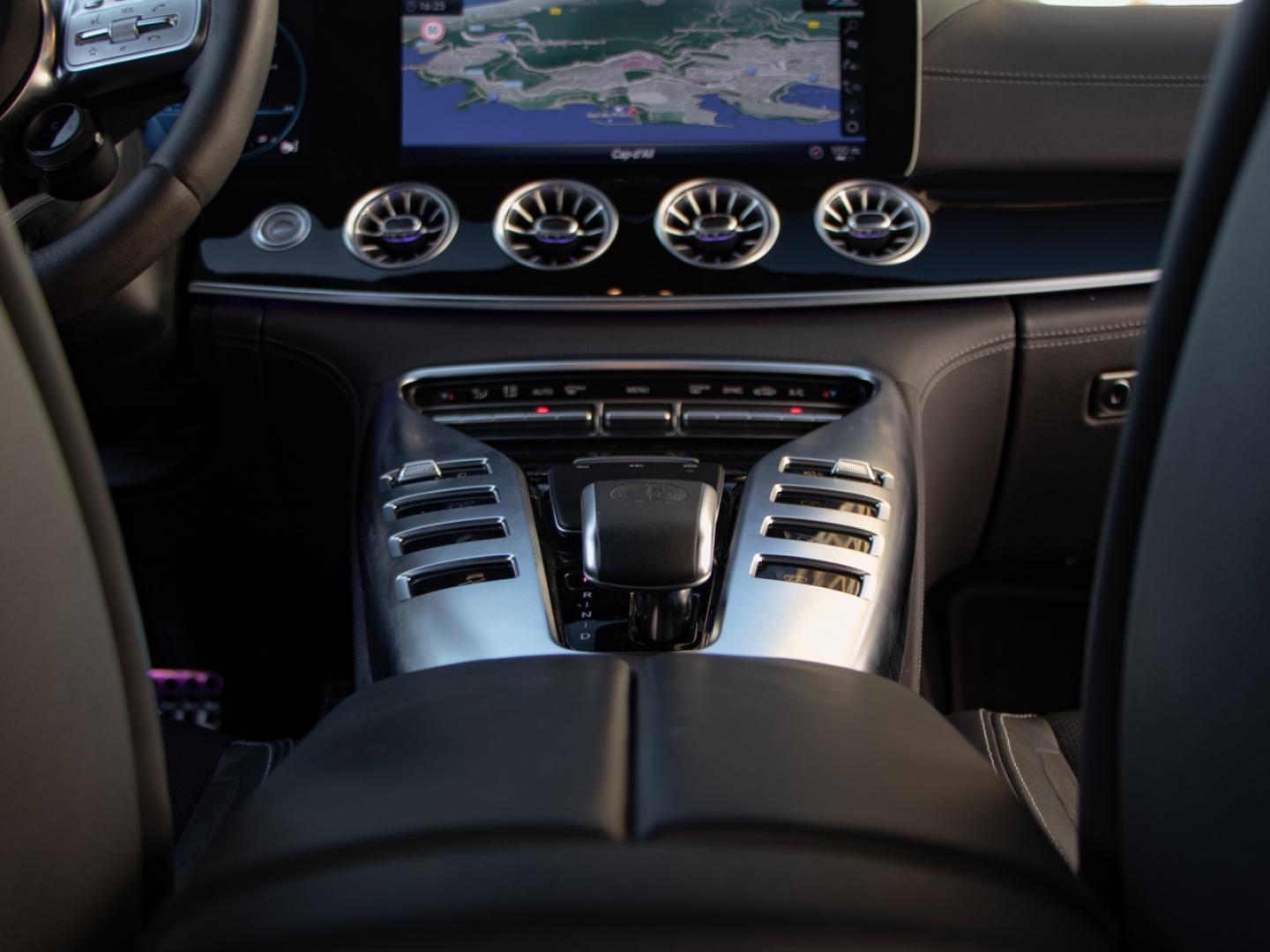 Image MERCEDES-BENZ AMG GT 4 Portes 63 AMG S 639ch 4Matic+ Speedshift MCT AMG