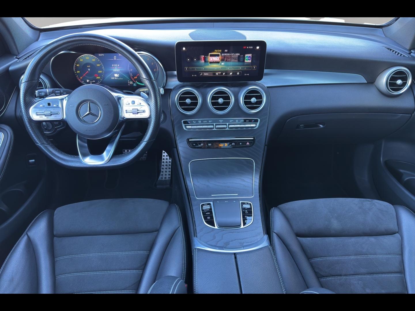 Image MERCEDES-BENZ GLC 300 de 194+122ch AMG Line 4Matic 9G-Tronic