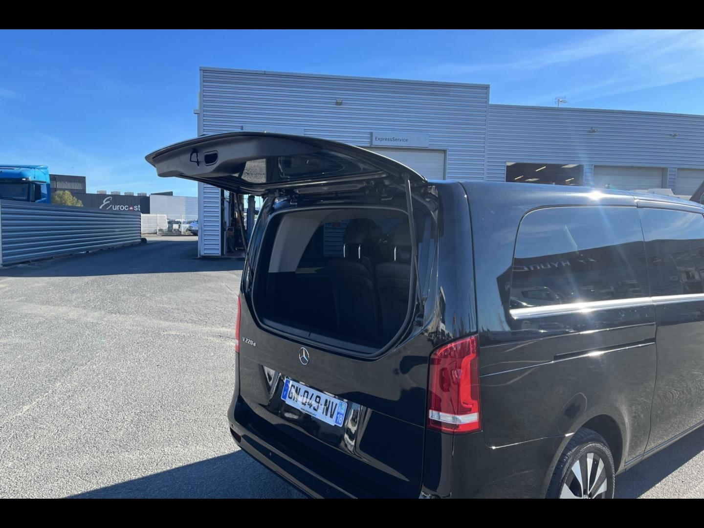 Image MERCEDES-BENZ Classe V 220 d Extra-Long Avantgarde 9G-Tronic