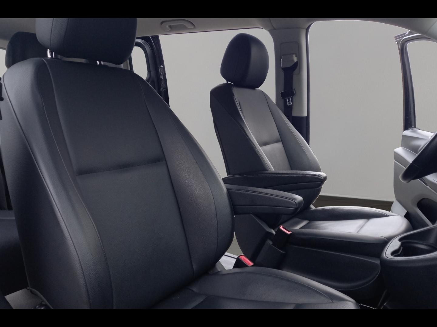 Image MERCEDES-BENZ Vito Fg 119 CDI Mixto Compact Select Propulsion 9G-Tronic