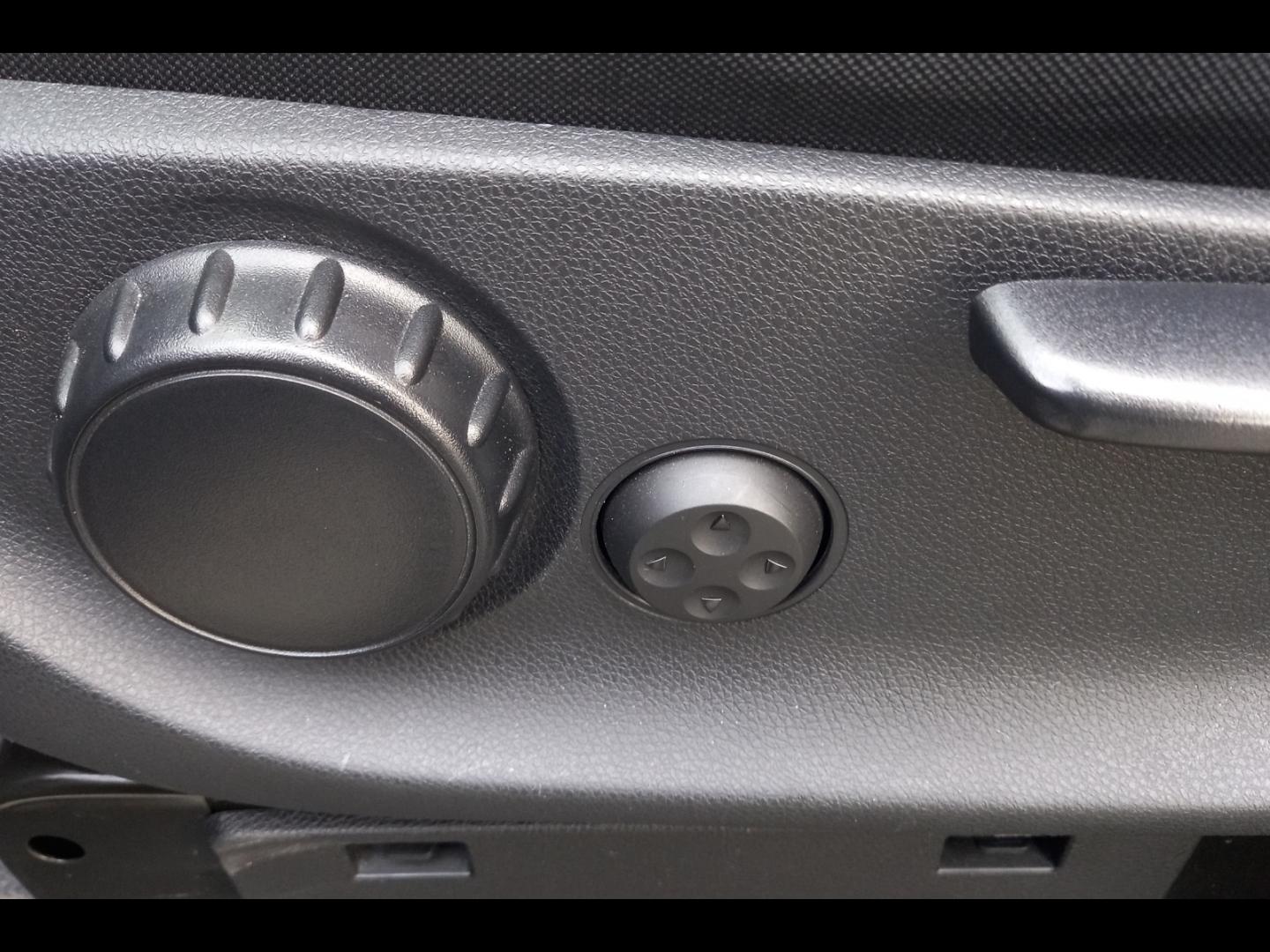 Image MERCEDES-BENZ Vito Fg 119 CDI Mixto Compact Select Propulsion 9G-Tronic