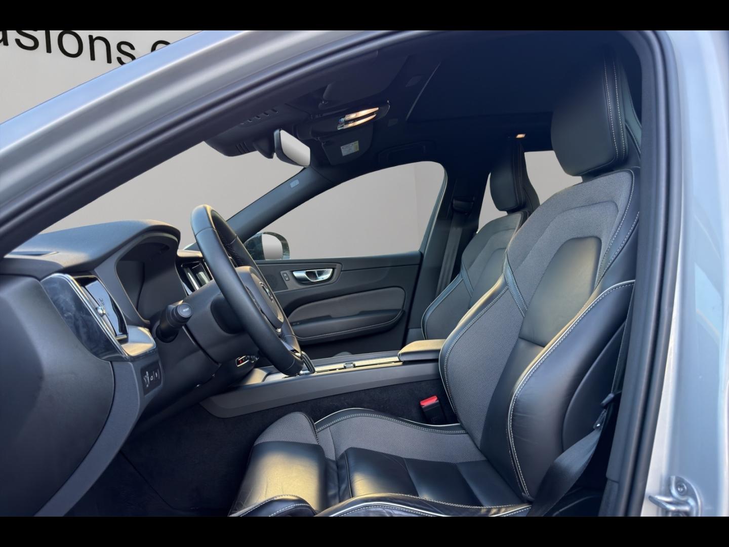 Image VOLVO XC60 T8 AWD Recharge 310 + 145ch R-Design Geartronic
