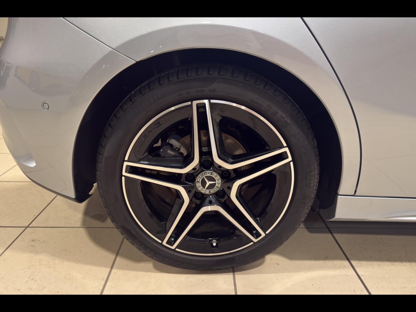 Image MERCEDES-BENZ Classe A 180 136ch Edition 140 7G-DCT