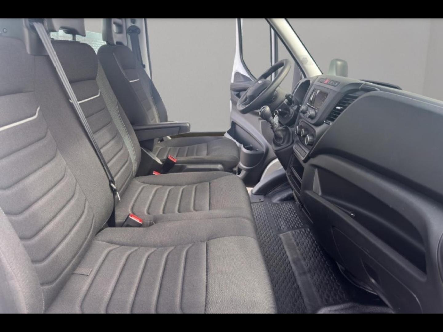 Image IVECO Daily CCb 35C16H3.0 empattement 4100