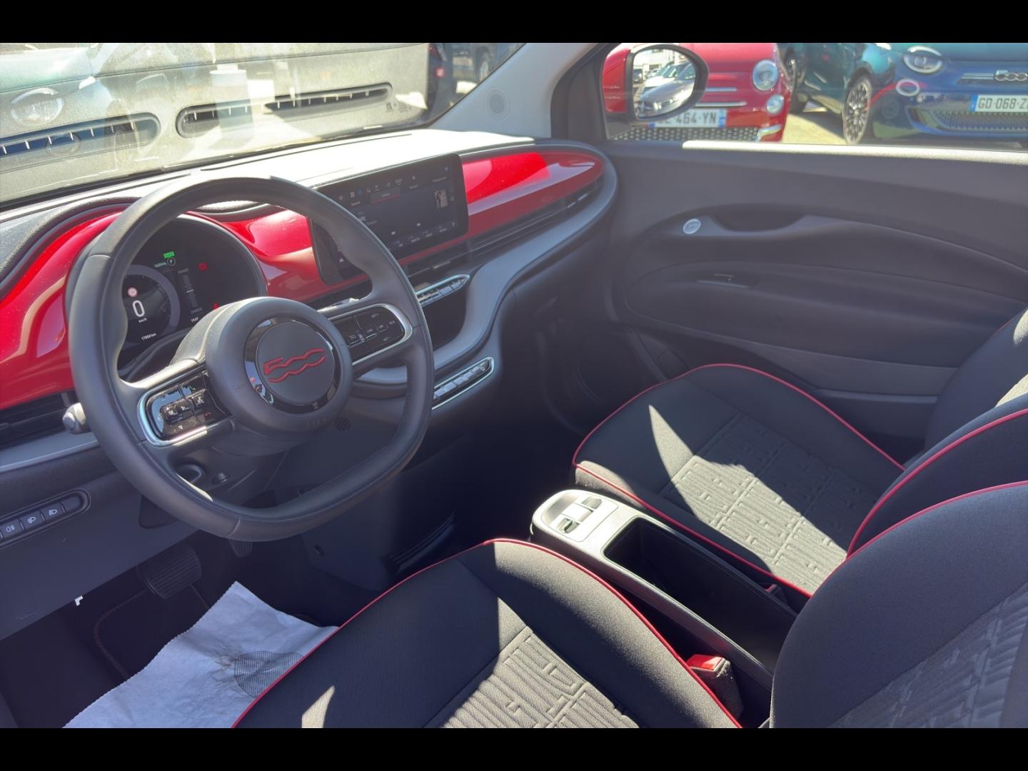 Image FIAT 500 e 95ch (RED) MY23
