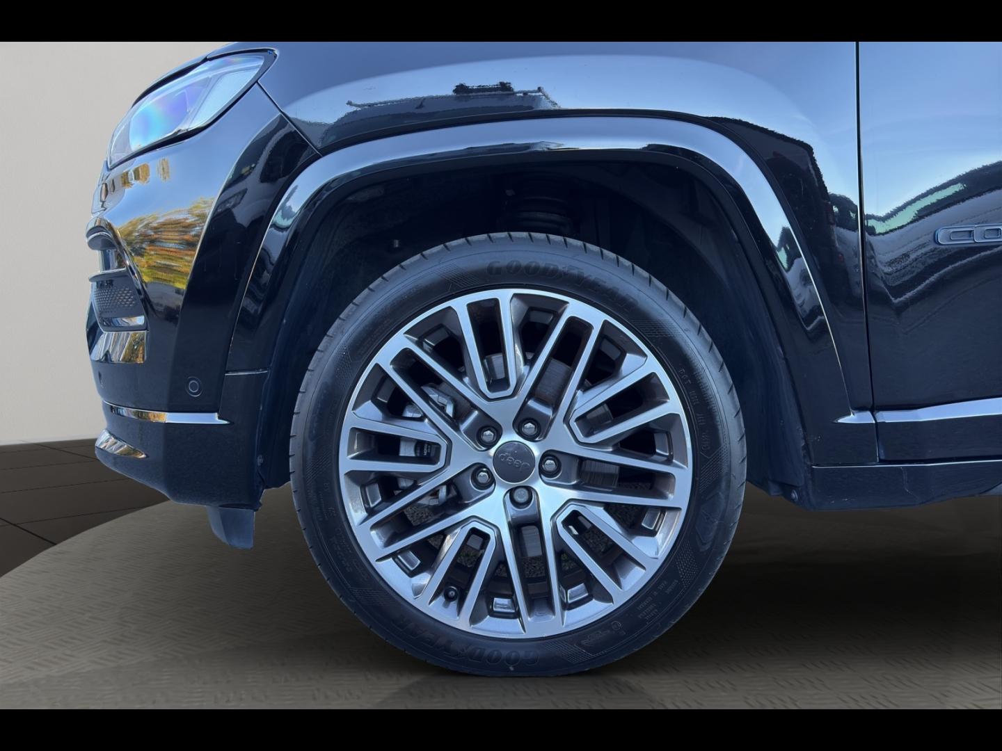 Image JEEP Compass 1.3 Turbo T4 240ch PHEV 4xe Summit AT6 eAWD