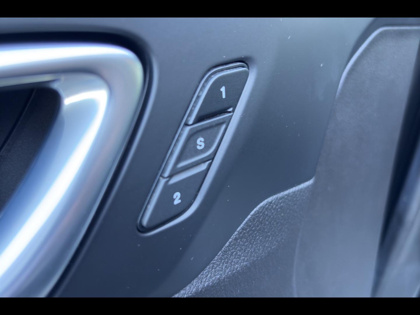 Image JEEP Compass 1.3 Turbo T4 240ch PHEV 4xe Summit AT6 eAWD