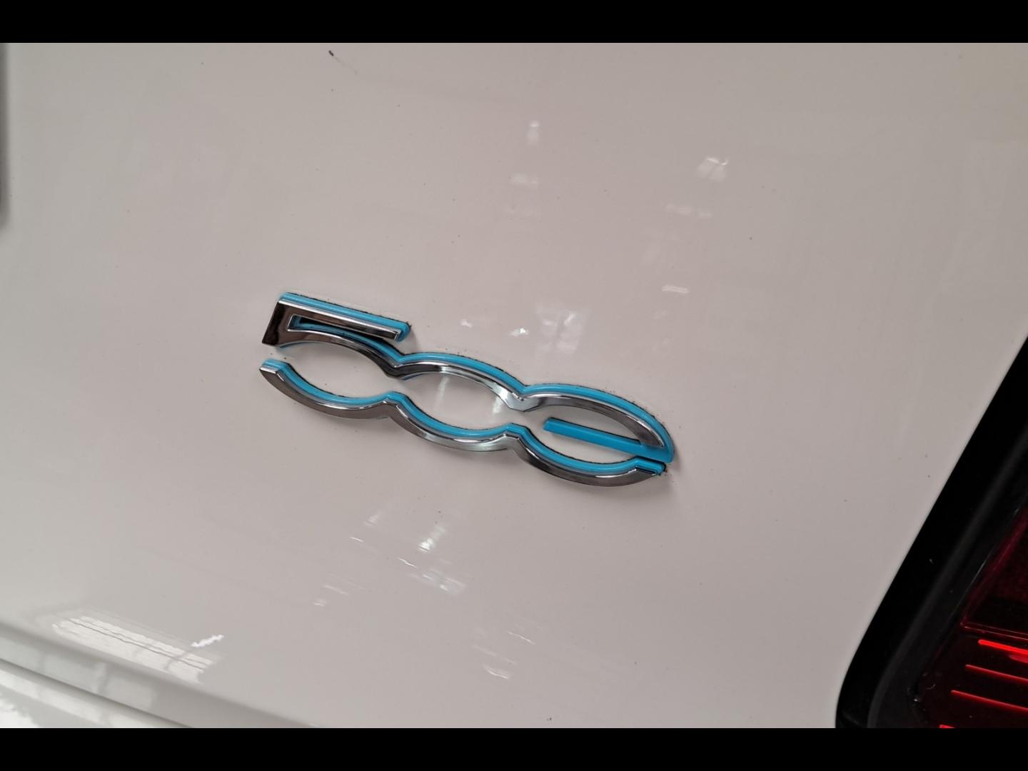 Image FIAT 500 e 95ch Action