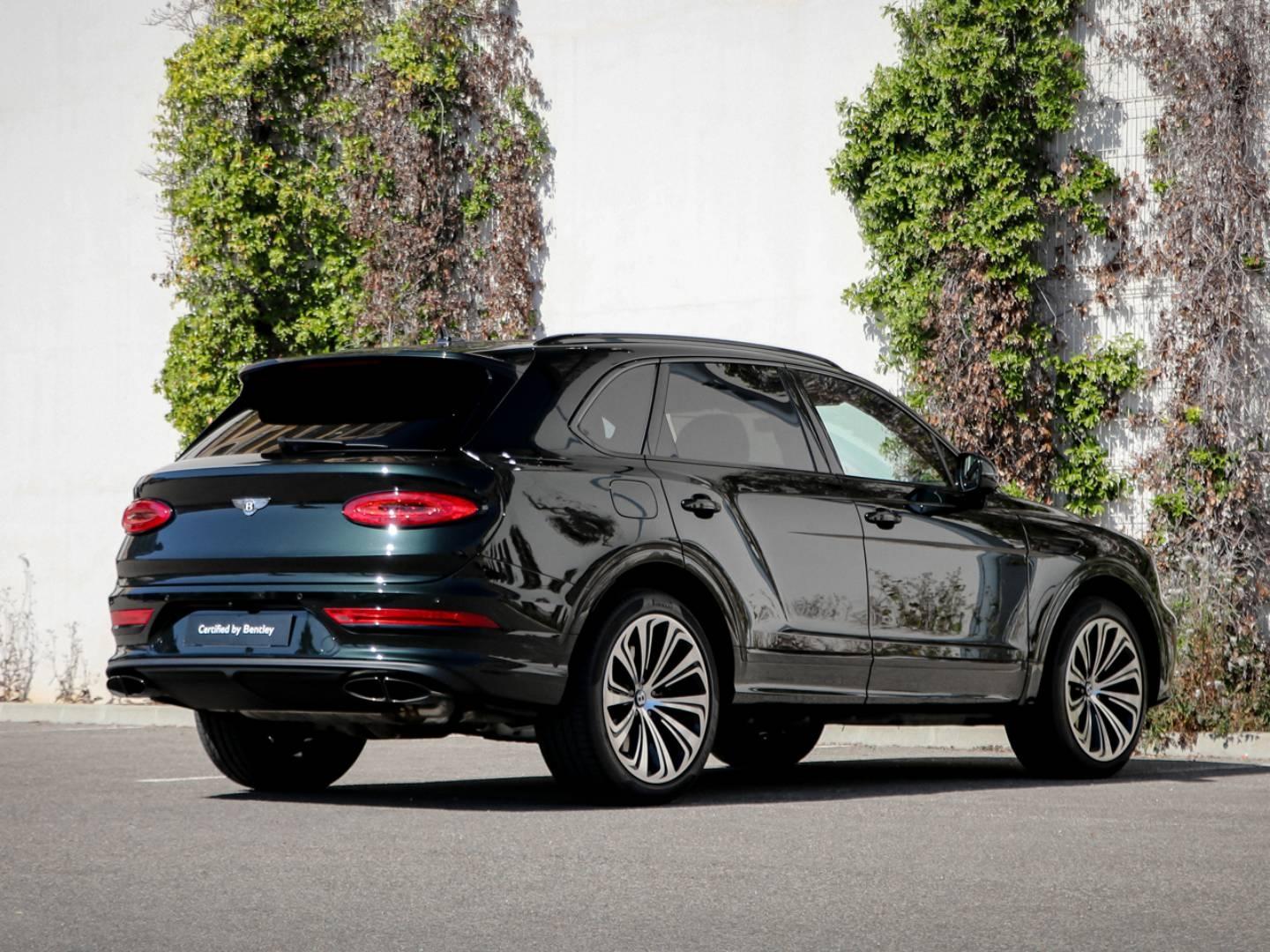 Image BENTLEY BENTAYGA Azure V8 4.0 550ch