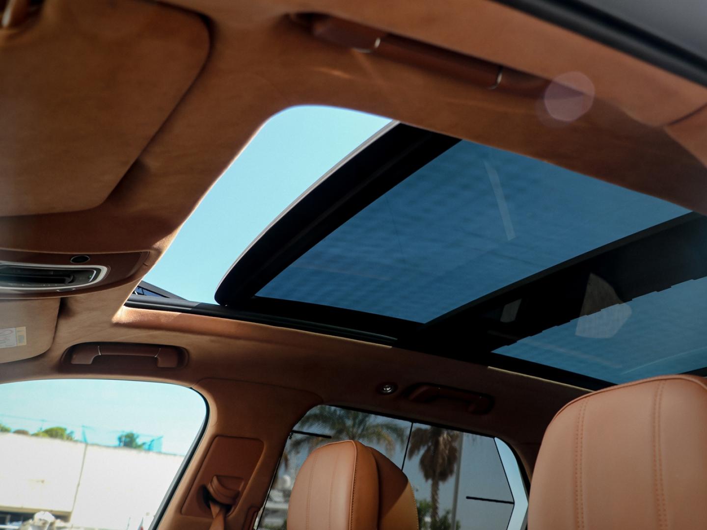 Image BENTLEY BENTAYGA Azure V8 4.0 550ch