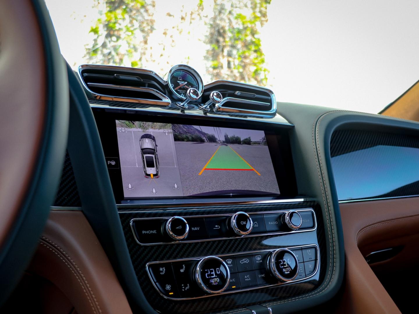 Image BENTLEY BENTAYGA Azure V8 4.0 550ch