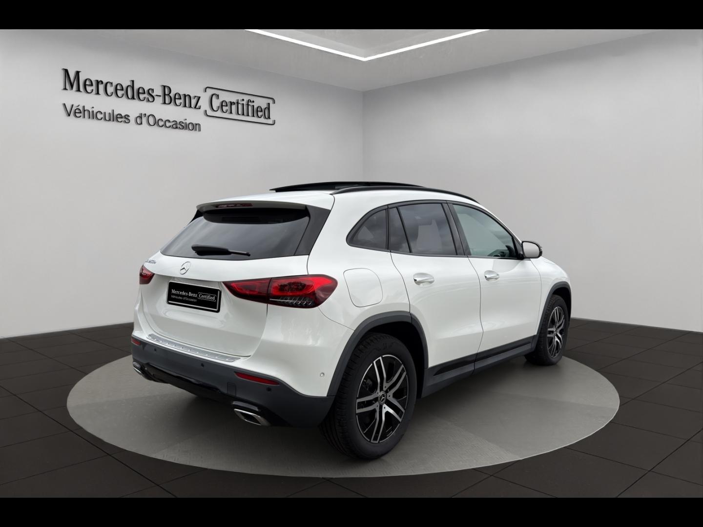 Image MERCEDES-BENZ GLA 250 e 160+102ch Business Line 8G-DCT