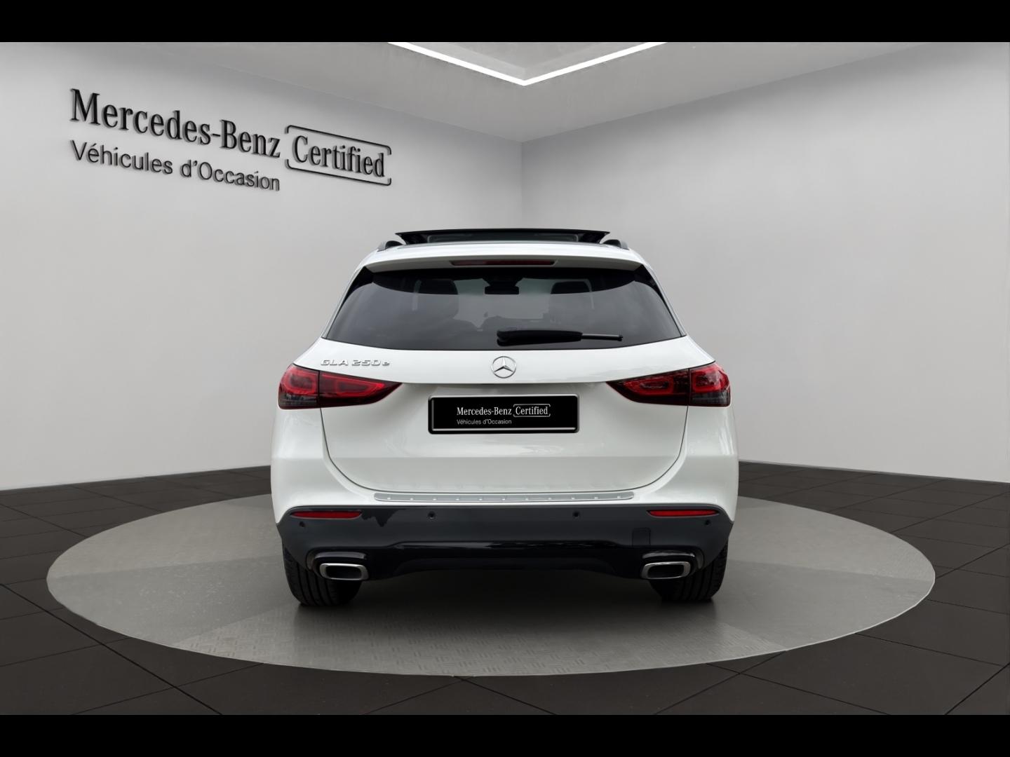 Image MERCEDES-BENZ GLA 250 e 160+102ch Business Line 8G-DCT