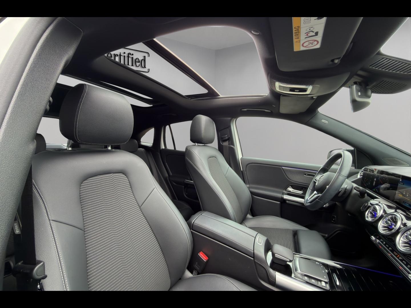 Image MERCEDES-BENZ GLA 250 e 160+102ch Business Line 8G-DCT