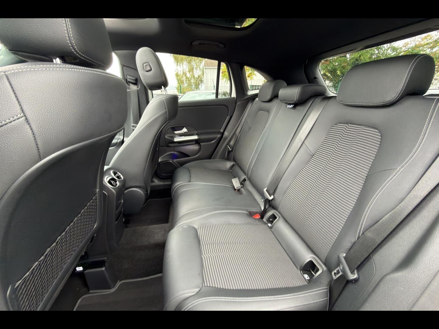 Image MERCEDES-BENZ GLA 250 e 160+102ch Business Line 8G-DCT