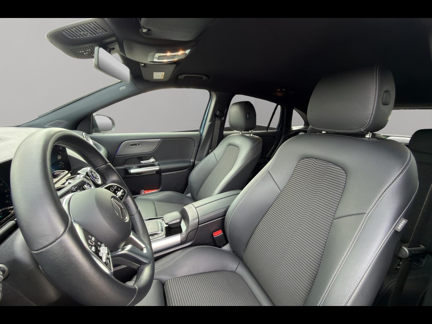 Image MERCEDES-BENZ GLA 250 e 160+102ch Business Line 8G-DCT