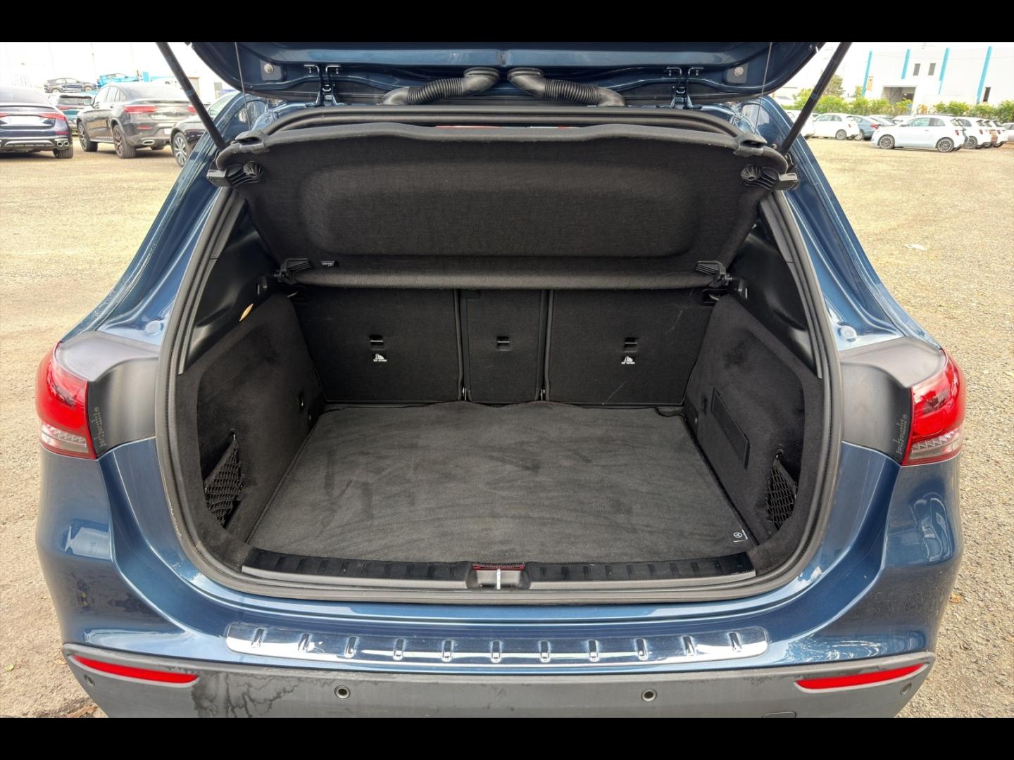 Image MERCEDES-BENZ GLA 250 e 160+102ch Business Line 8G-DCT