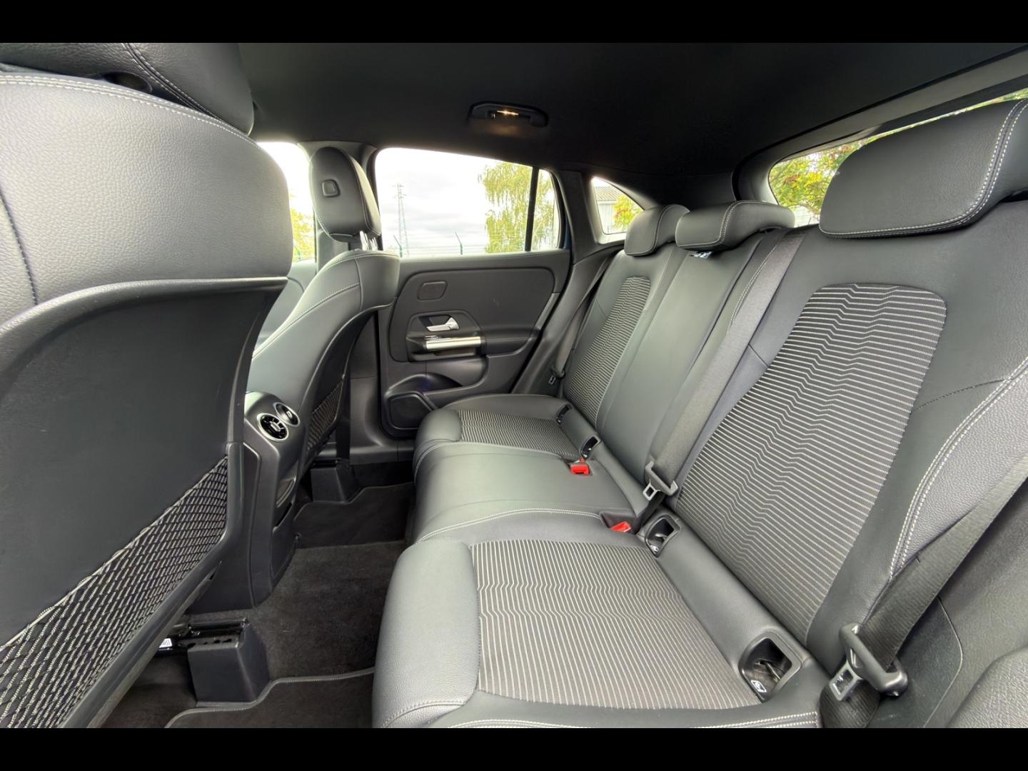 Image MERCEDES-BENZ GLA 250 e 160+102ch Business Line 8G-DCT