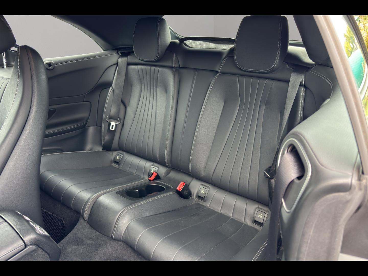 Image MERCEDES-BENZ Classe E Cabriolet 220 d 194ch AMG Line 9G-Tronic