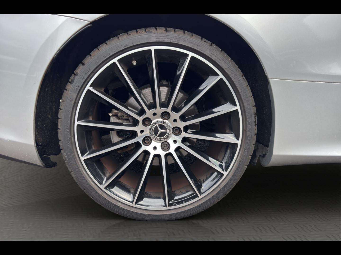 Image MERCEDES-BENZ Classe E Cabriolet 220 d 194ch AMG Line 9G-Tronic