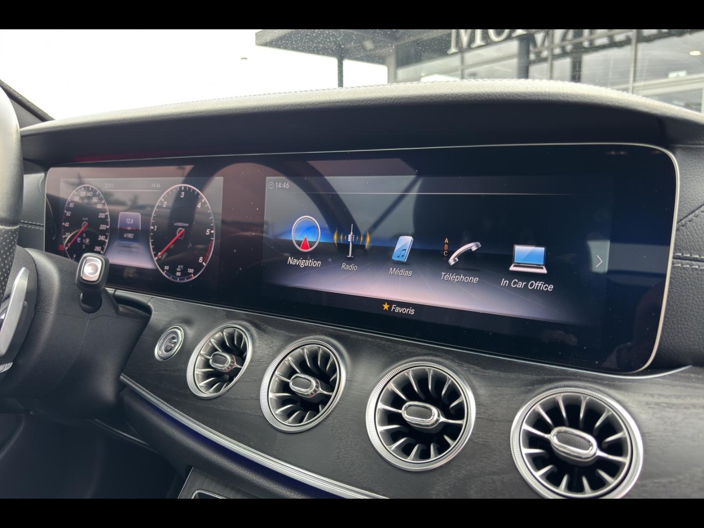 Image MERCEDES-BENZ Classe E Cabriolet 220 d 194ch AMG Line 9G-Tronic