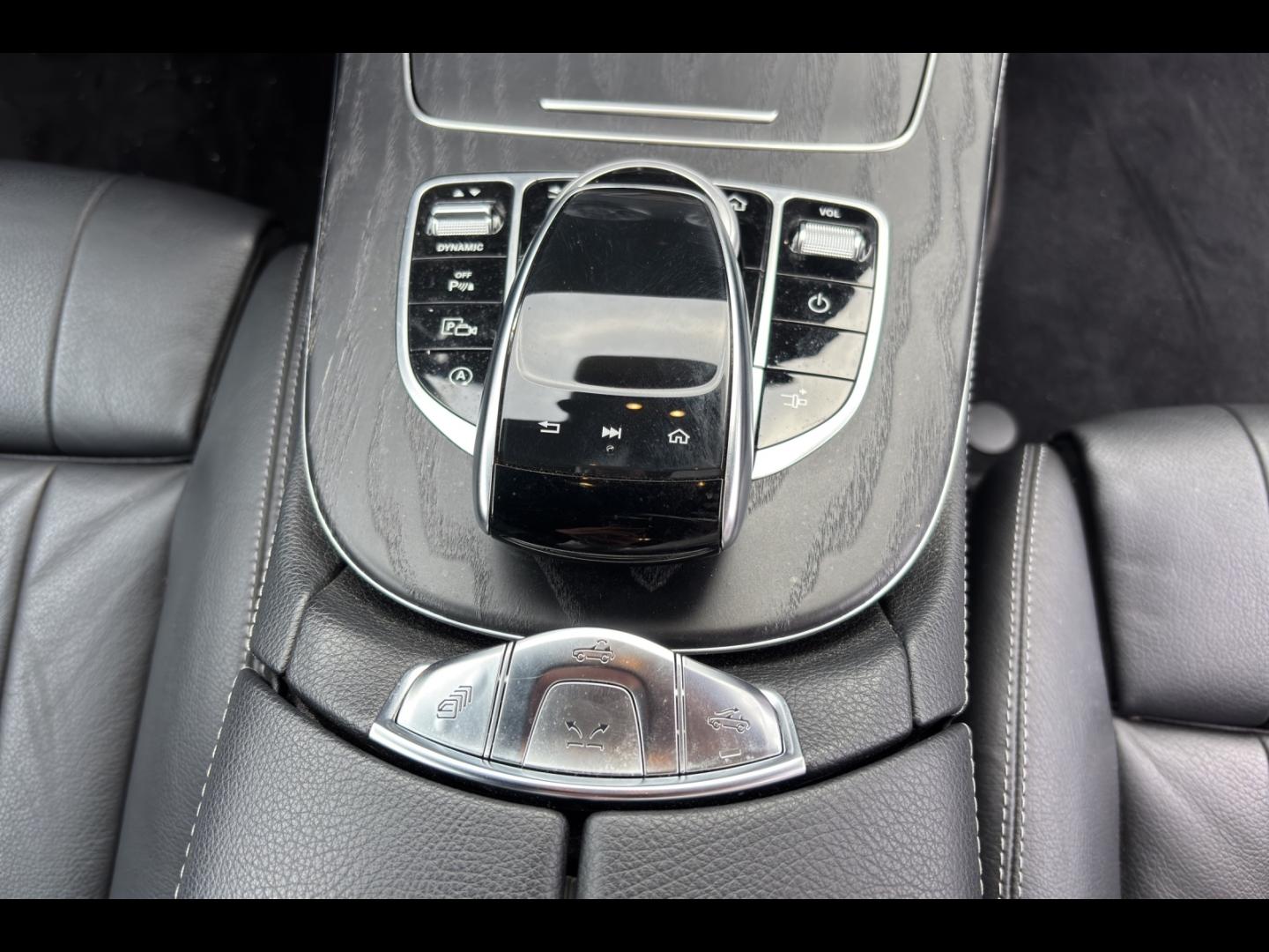 Image MERCEDES-BENZ Classe E Cabriolet 220 d 194ch AMG Line 9G-Tronic
