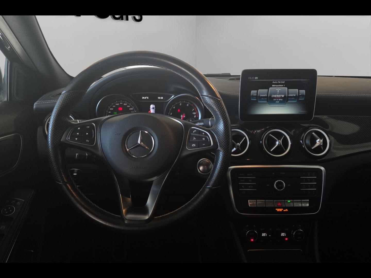 Image MERCEDES-BENZ GLA 180 122ch Sport Edition 7G-DCT Euro6d-T
