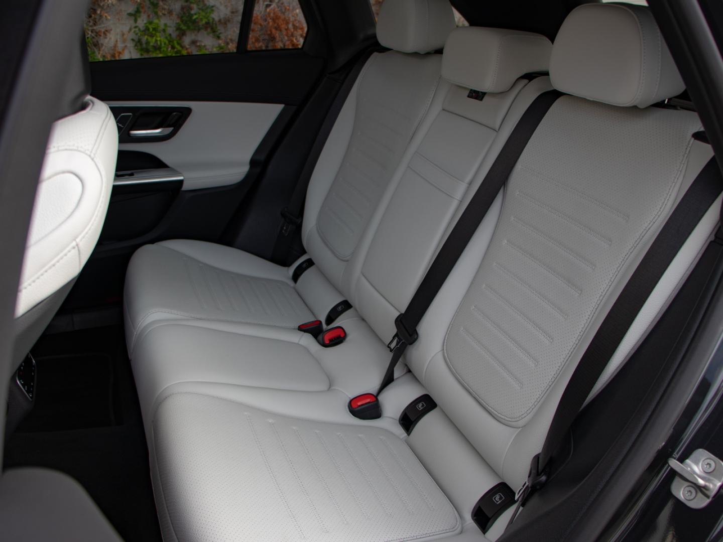 Image MERCEDES-BENZ Glc 220 d 4MATIC AMG Line