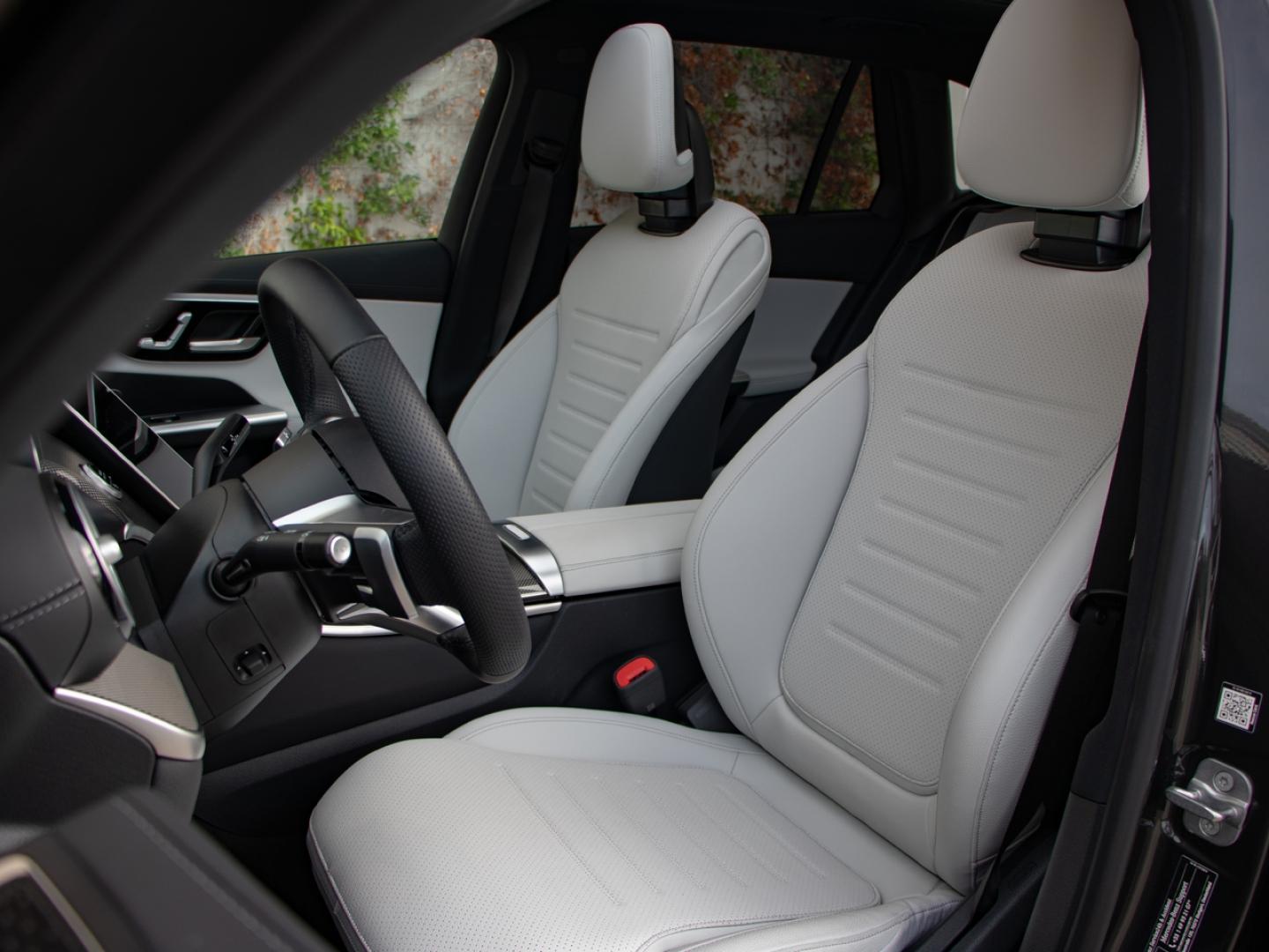 Image MERCEDES-BENZ Glc 220 d 4MATIC AMG Line