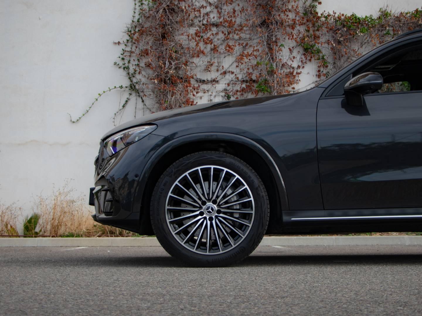 Image MERCEDES-BENZ Glc 220 d 4MATIC AMG Line