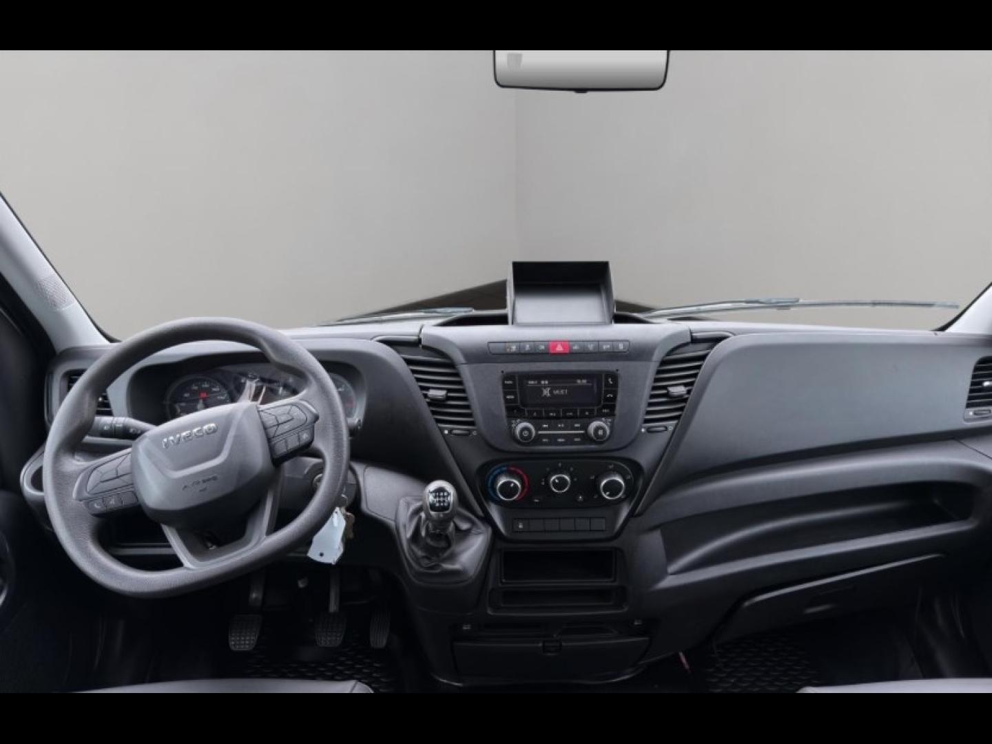 Image IVECO Daily CCb 35C16H3.0 D empattement 4100