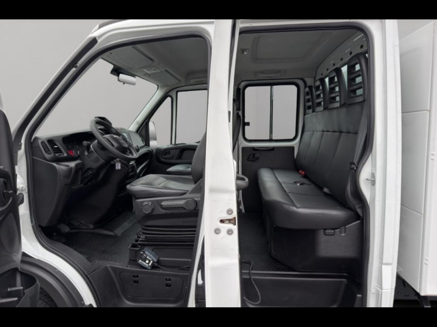 Image IVECO Daily CCb 35C16H3.0 D empattement 4100