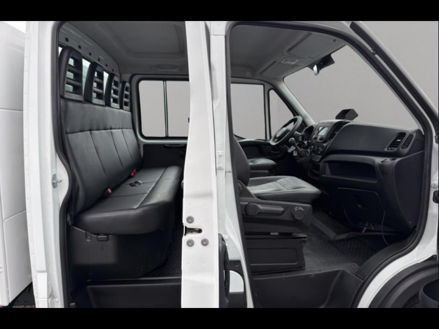 Image IVECO Daily CCb 35C16H3.0 D empattement 4100