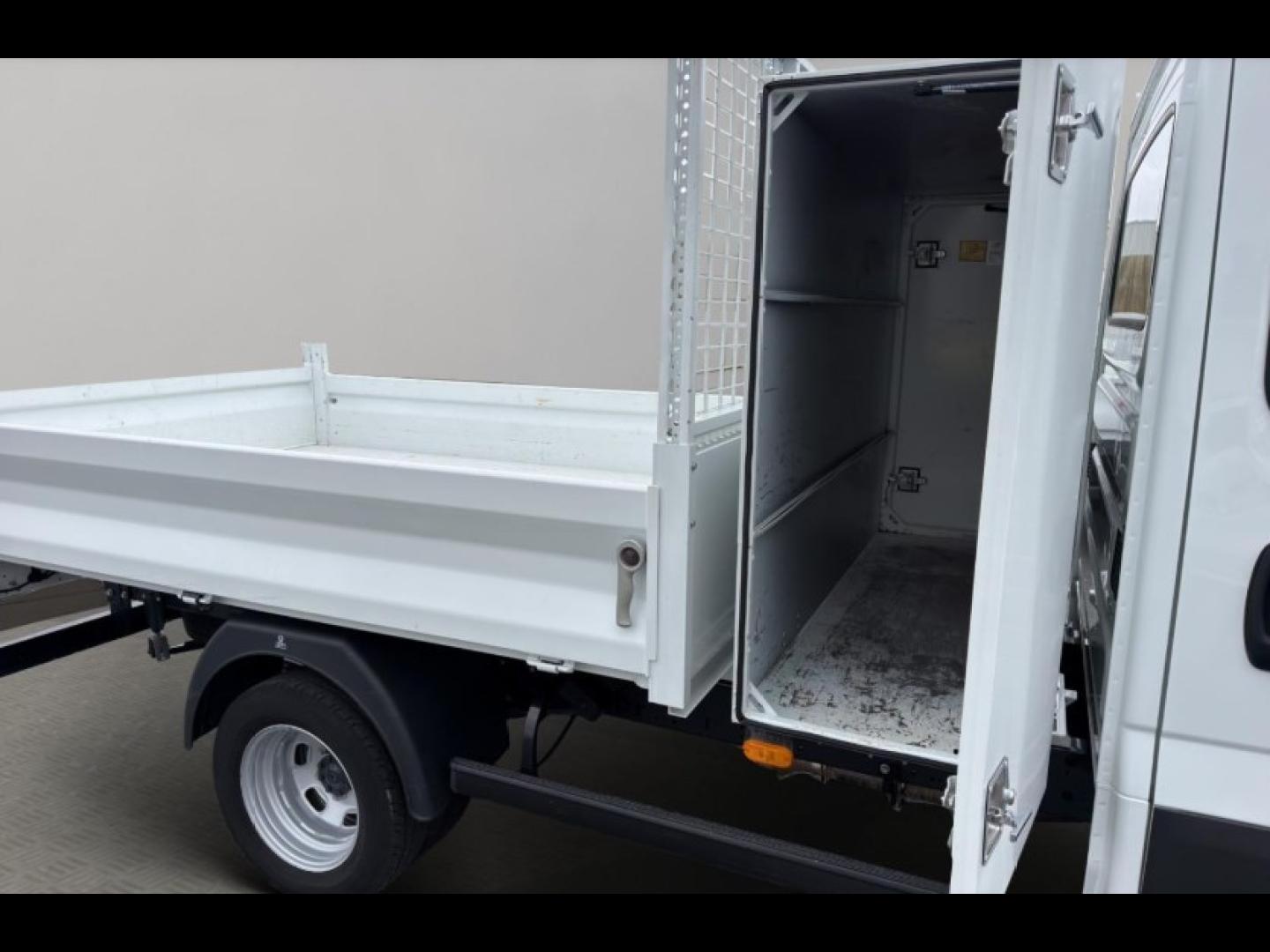 Image IVECO Daily CCb 35C16H3.0 D empattement 4100