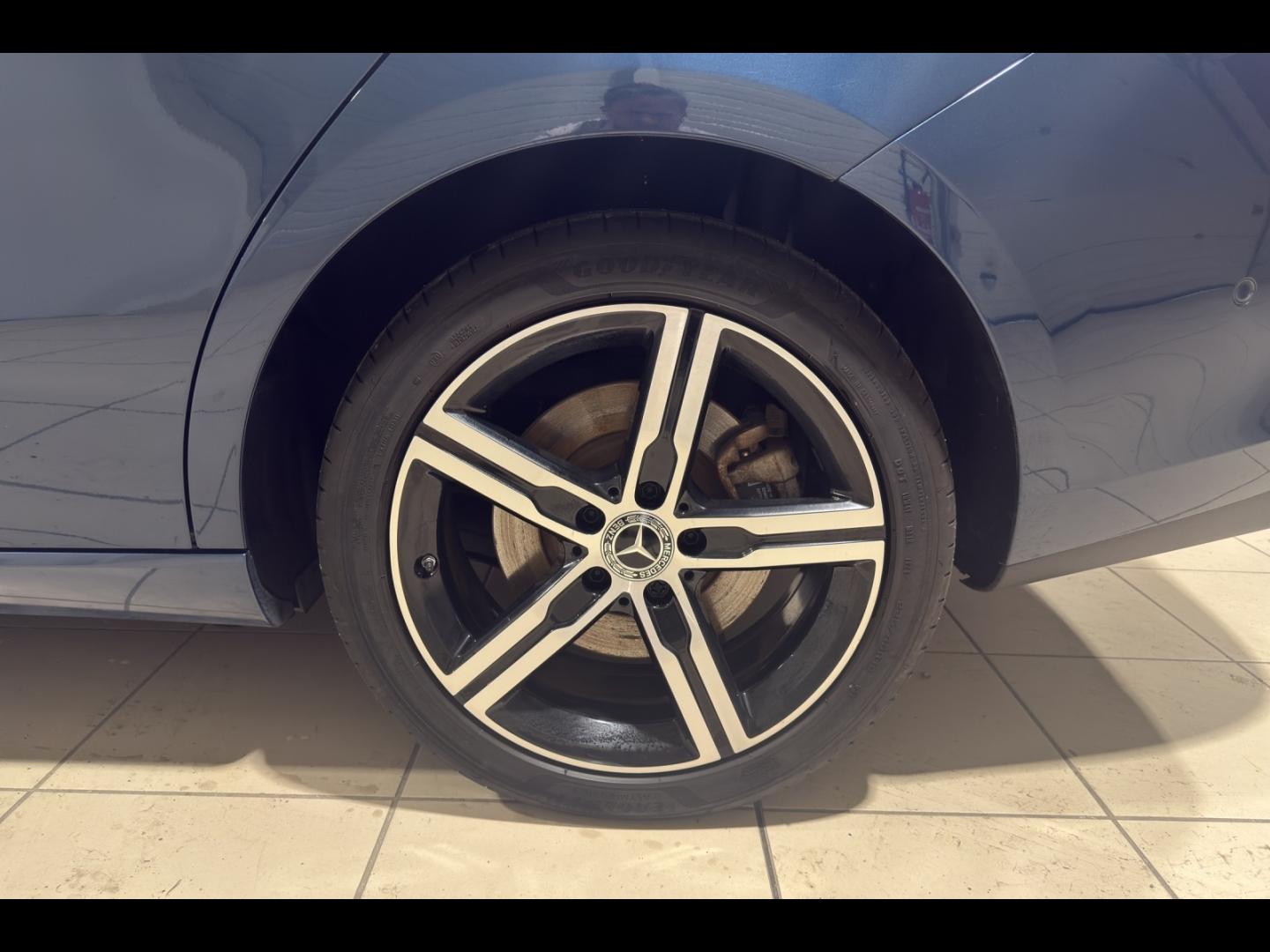 Image MERCEDES-BENZ CLA 250 e 160+102ch Progressive Line 8G-DCT