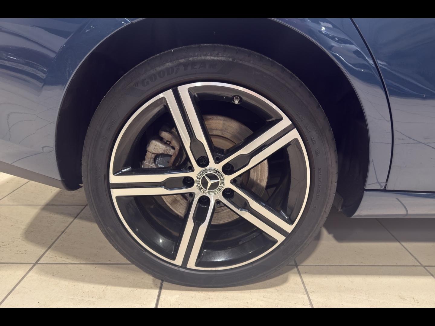 Image MERCEDES-BENZ CLA 250 e 160+102ch Progressive Line 8G-DCT