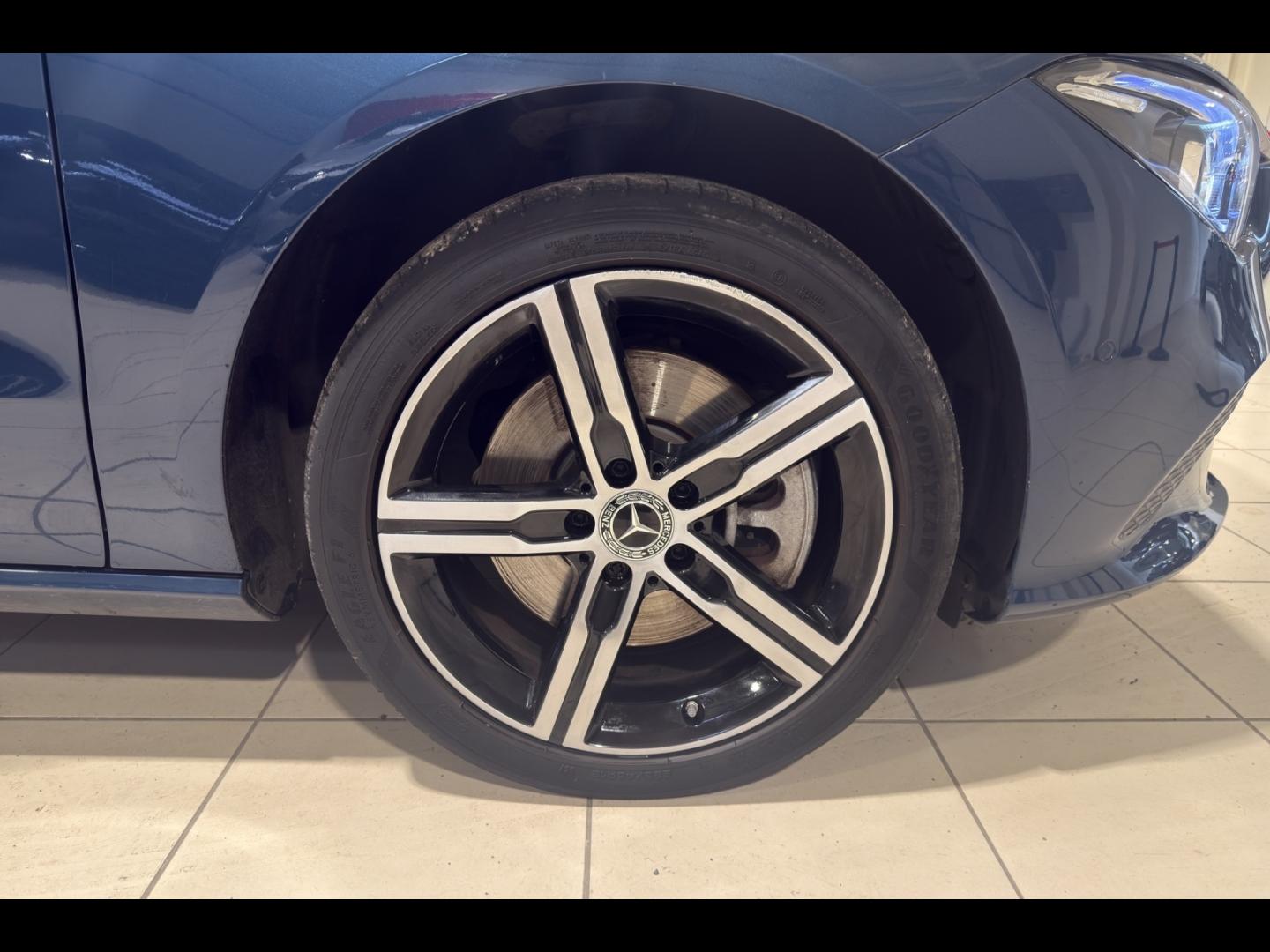 Image MERCEDES-BENZ CLA 250 e 160+102ch Progressive Line 8G-DCT
