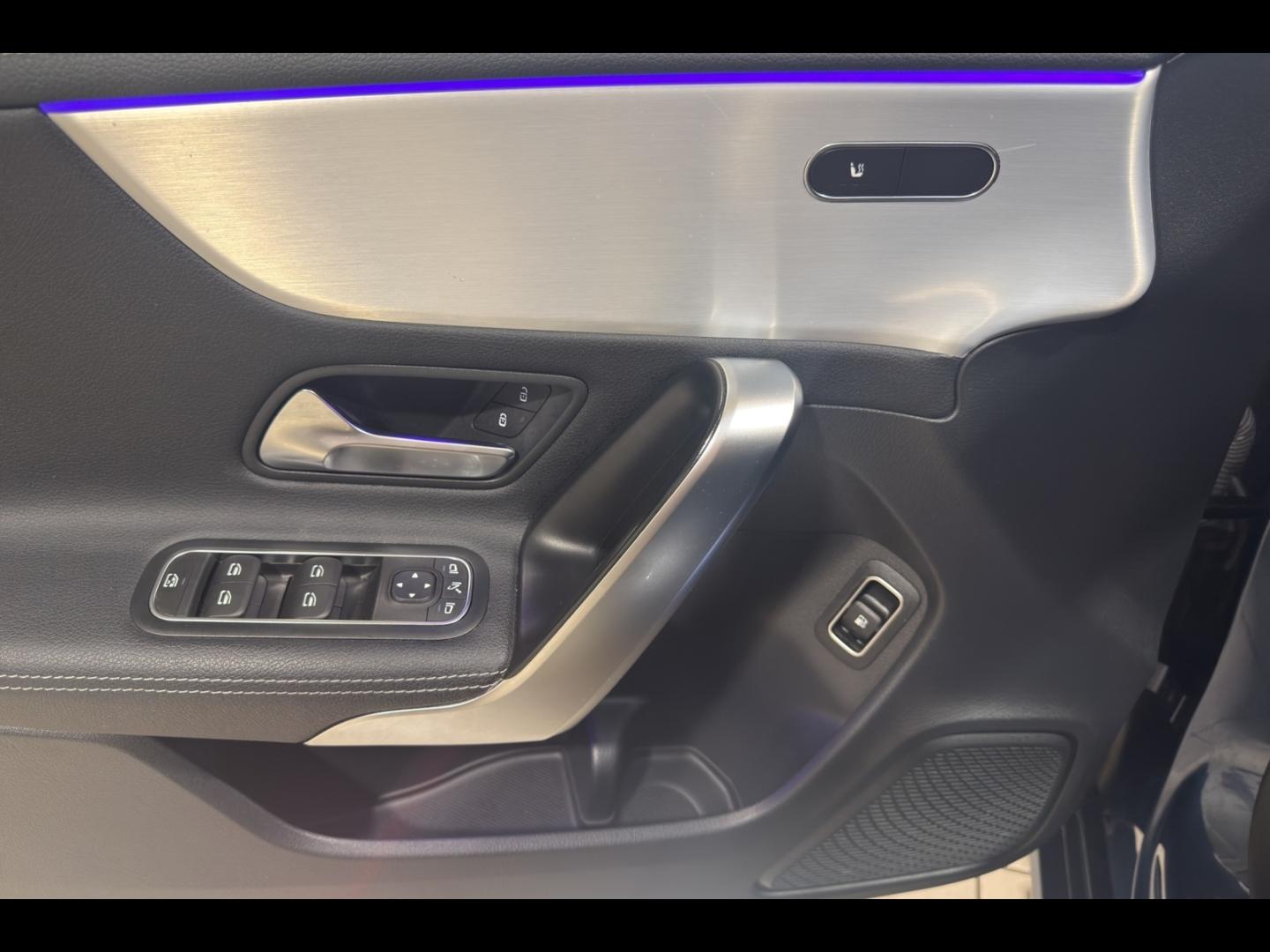 Image MERCEDES-BENZ CLA 250 e 160+102ch Progressive Line 8G-DCT