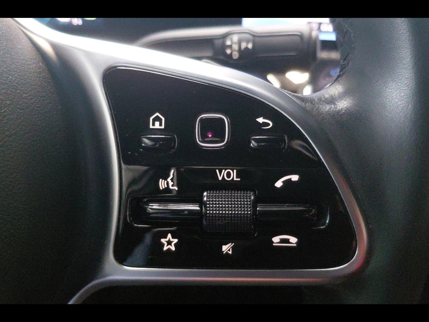 Image MERCEDES-BENZ Classe A 250 e 160+102ch Business Line 8G-DCT 8cv