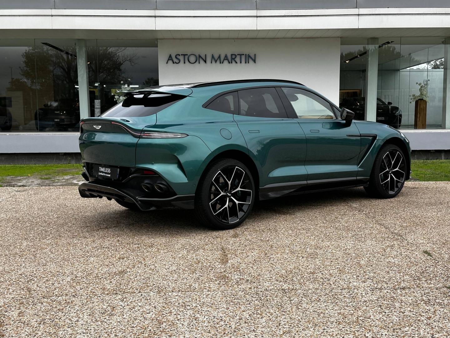 Image ASTON MARTIN DBX 4.0 V8 biturbo 707ch BVA9