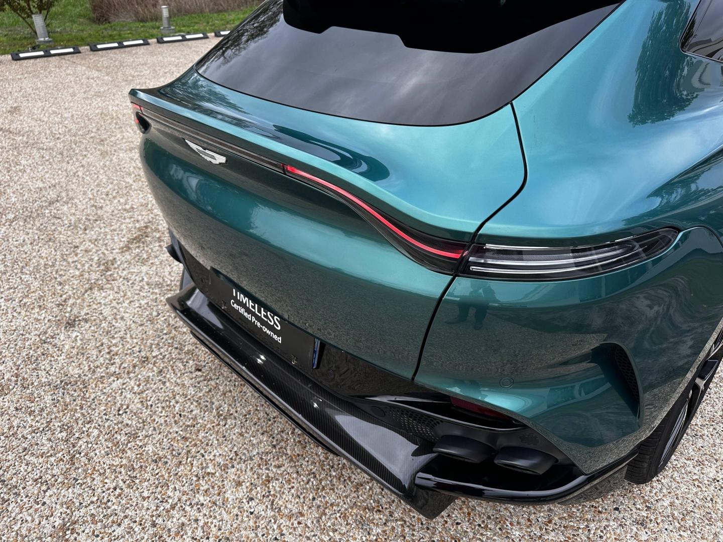 Image ASTON MARTIN DBX 4.0 V8 biturbo 707ch BVA9