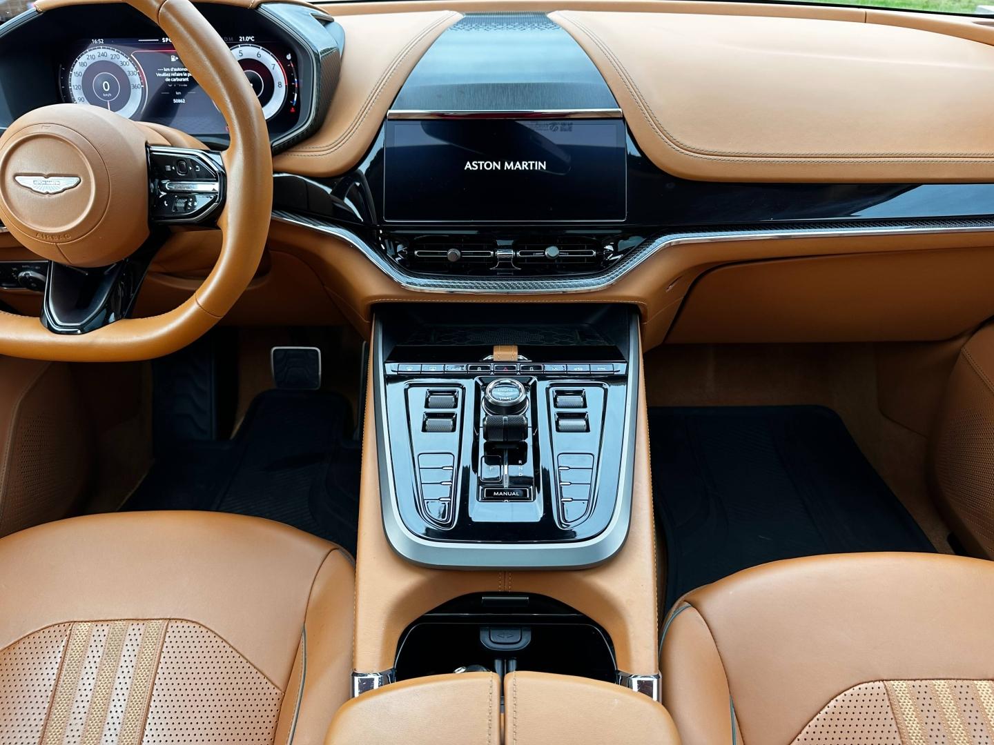 Image ASTON MARTIN DBX 4.0 V8 biturbo 707ch BVA9