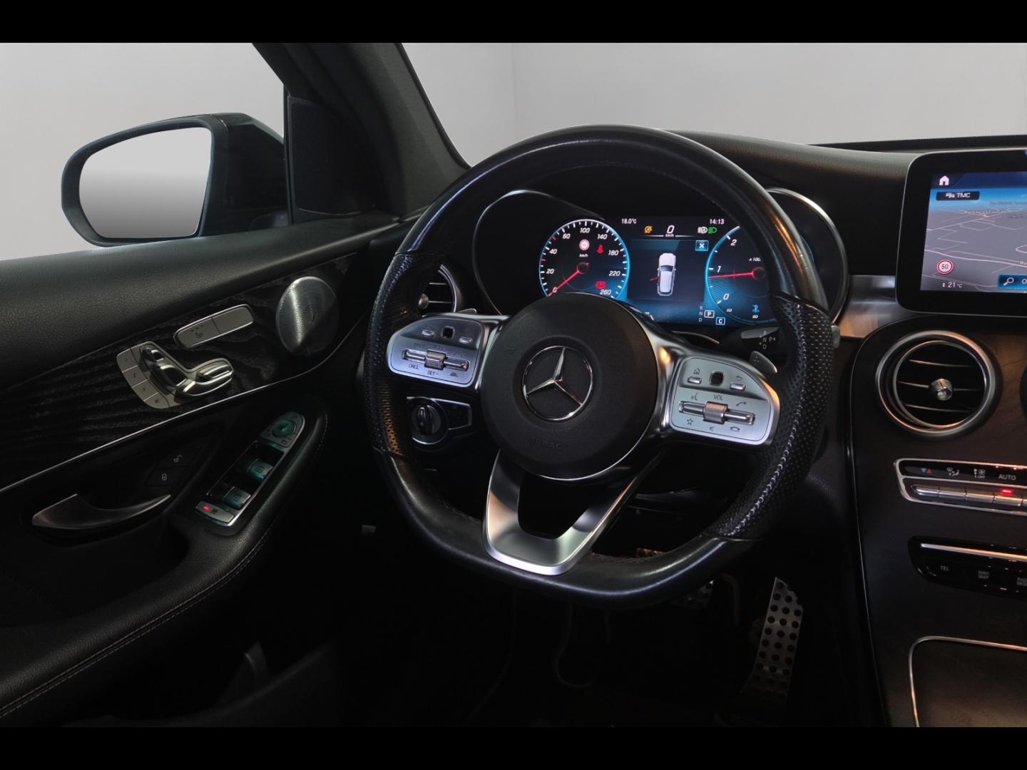 Image MERCEDES-BENZ GLC 300 d 245ch AMG Line 4Matic 9G-Tronic