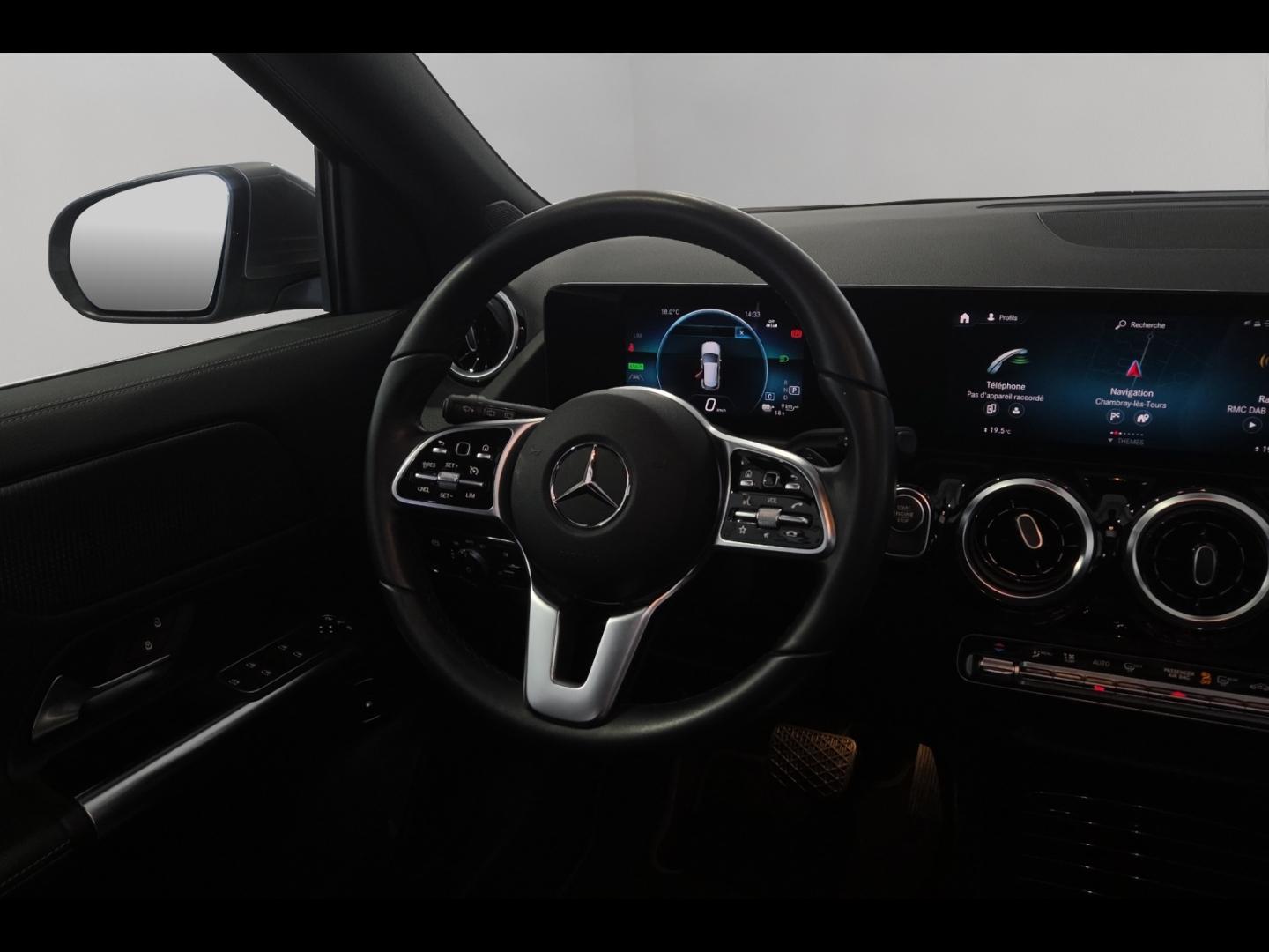 Image MERCEDES-BENZ GLA 250 e 160+102ch Business Line 8G-DCT