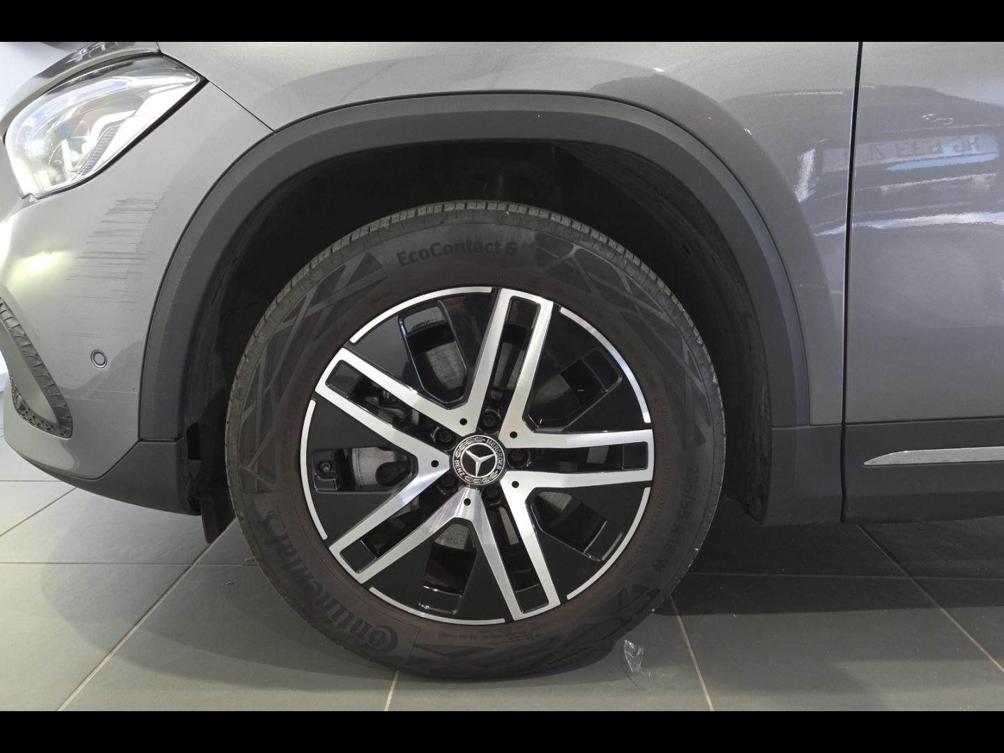 Image MERCEDES-BENZ GLA 250 e 160+102ch Business Line 8G-DCT