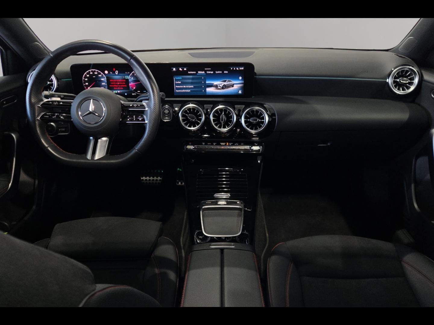 Image MERCEDES-BENZ Classe A 180 136ch AMG Line 7G-DCT